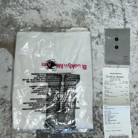 Kaws Bundle - Picture 2 of 2